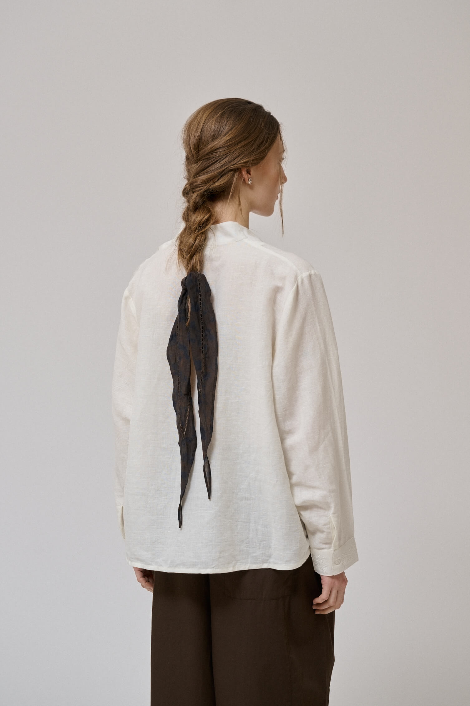Chemise en lin et coton Ridge coloris sable blanc Anne-Mi