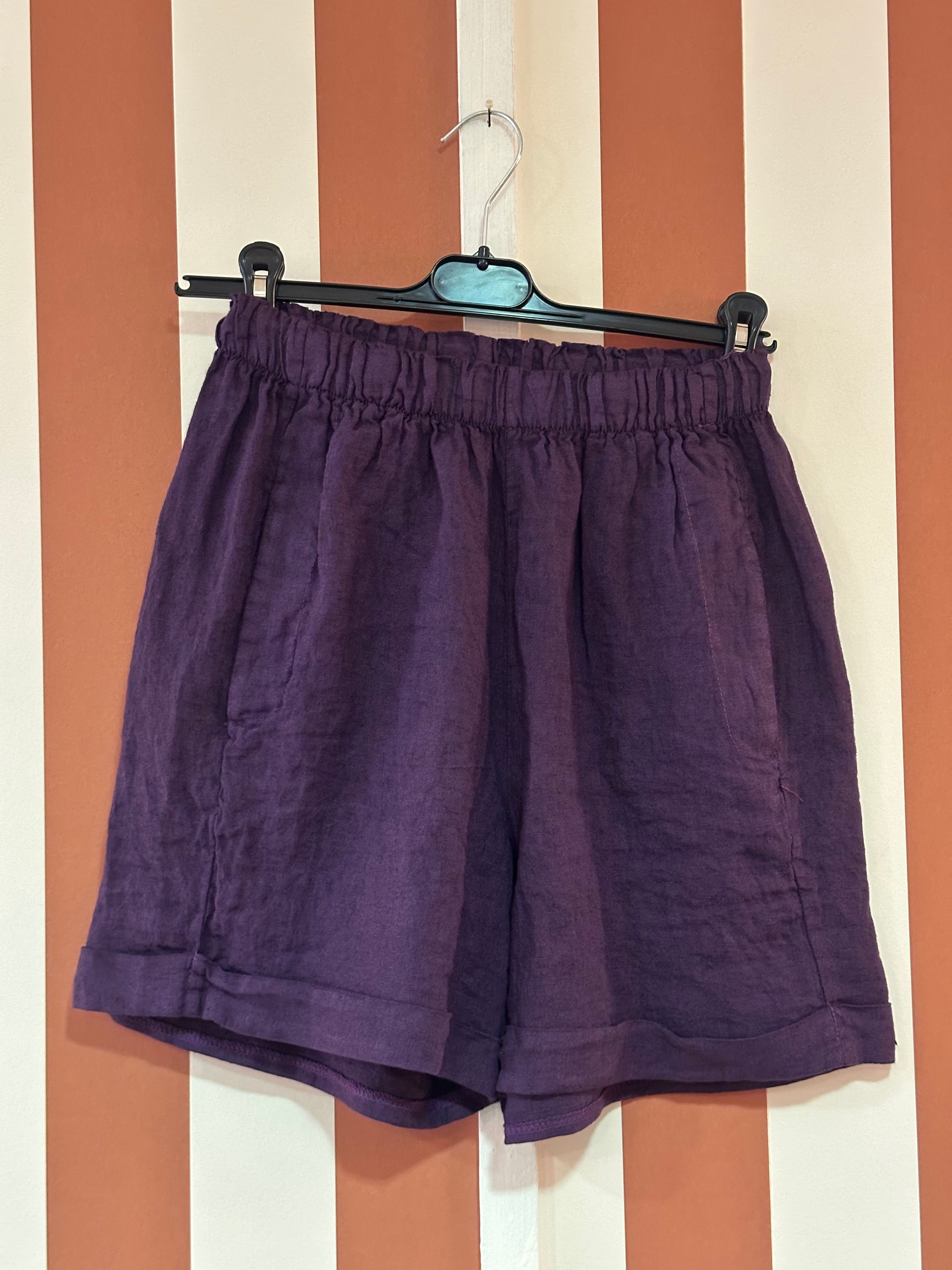 Bermudas Chiara en toile de lin violet foncé