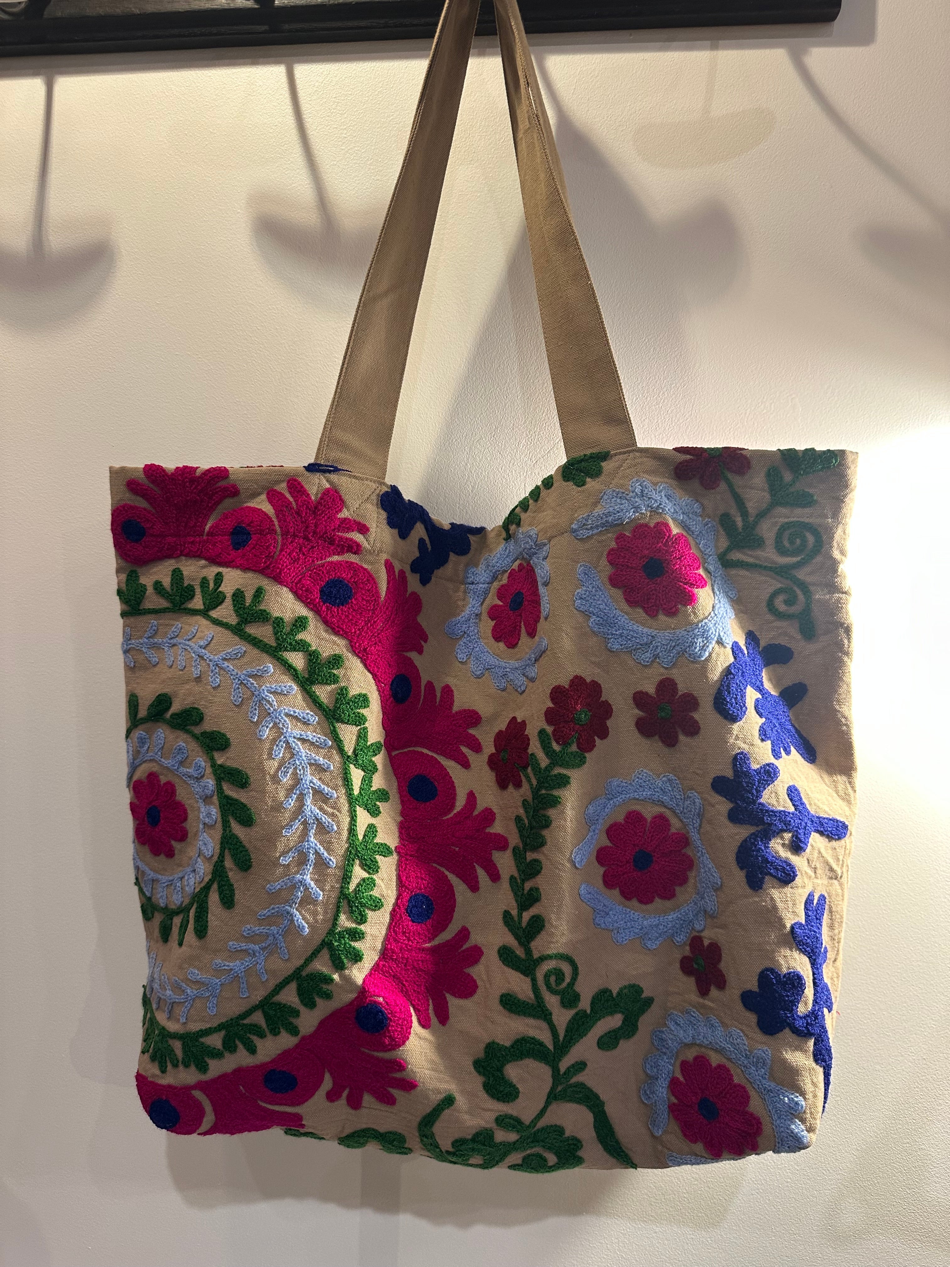 Sac brodé main