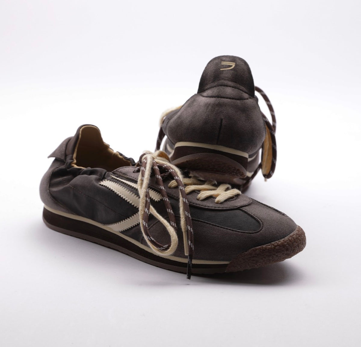 Baskets Vegan Puraai dirty black