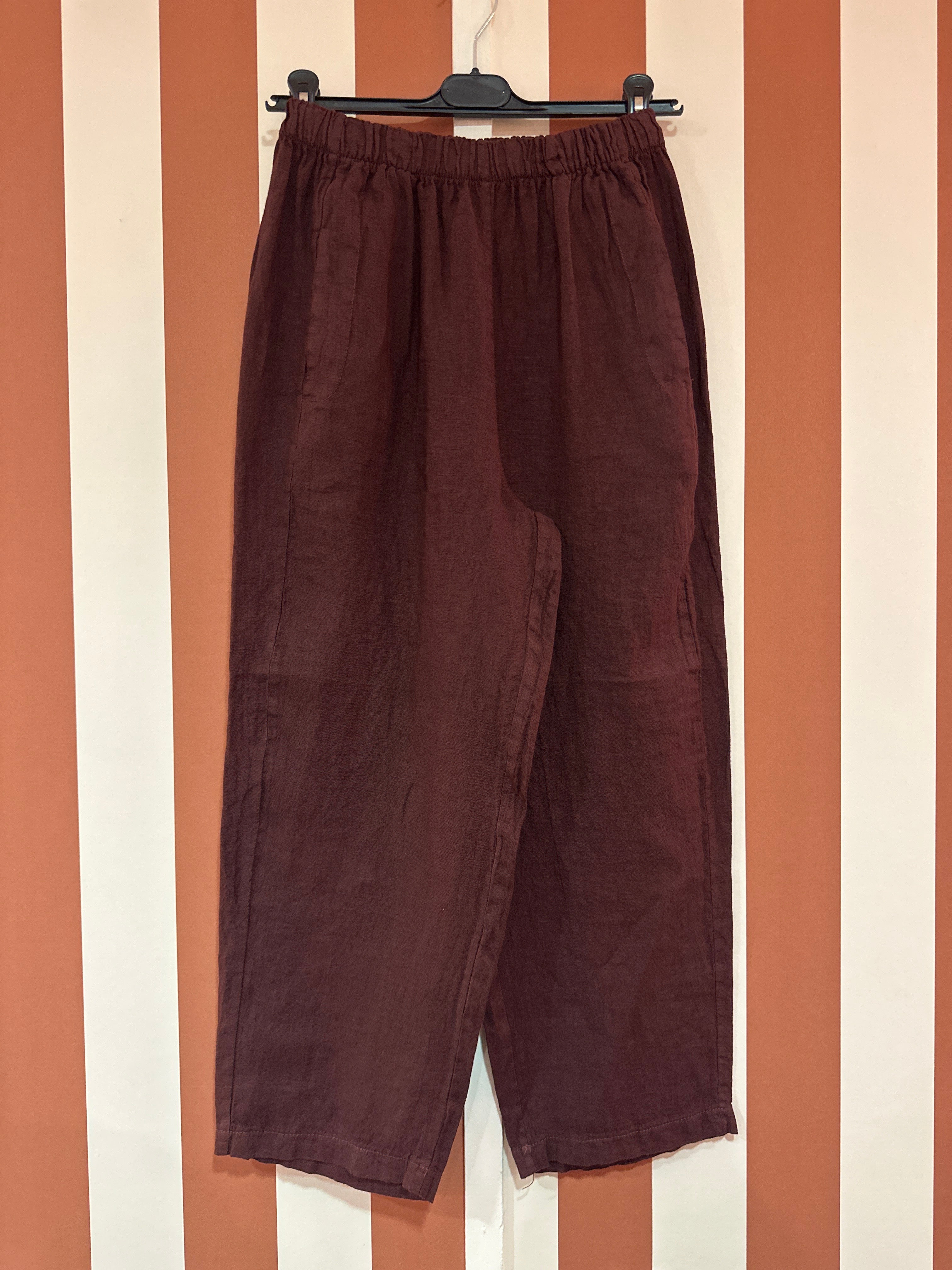 Pantalon Chiara en toile de lin bordeaux
