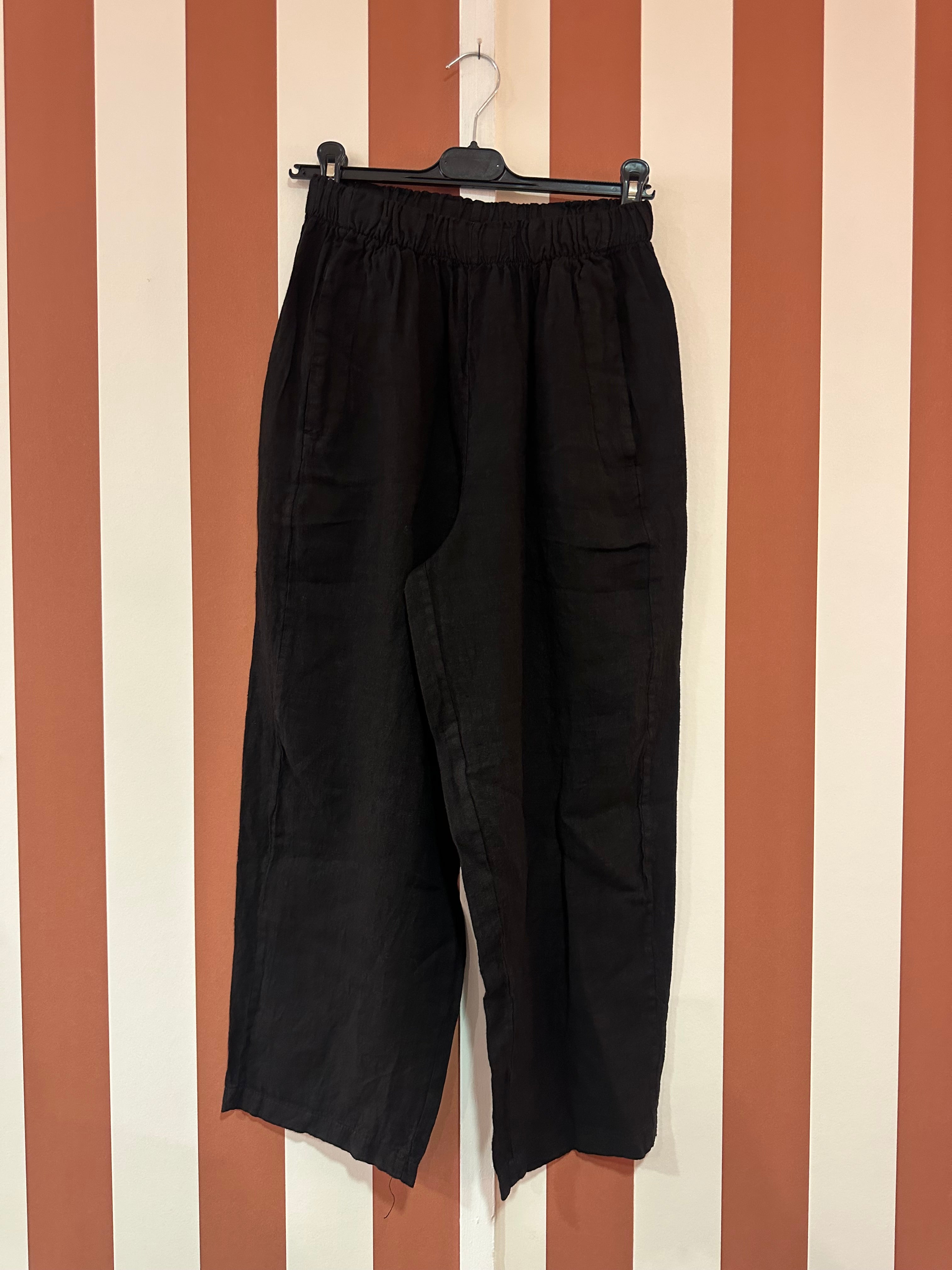 Pantalon Chiara en toile de lin noire