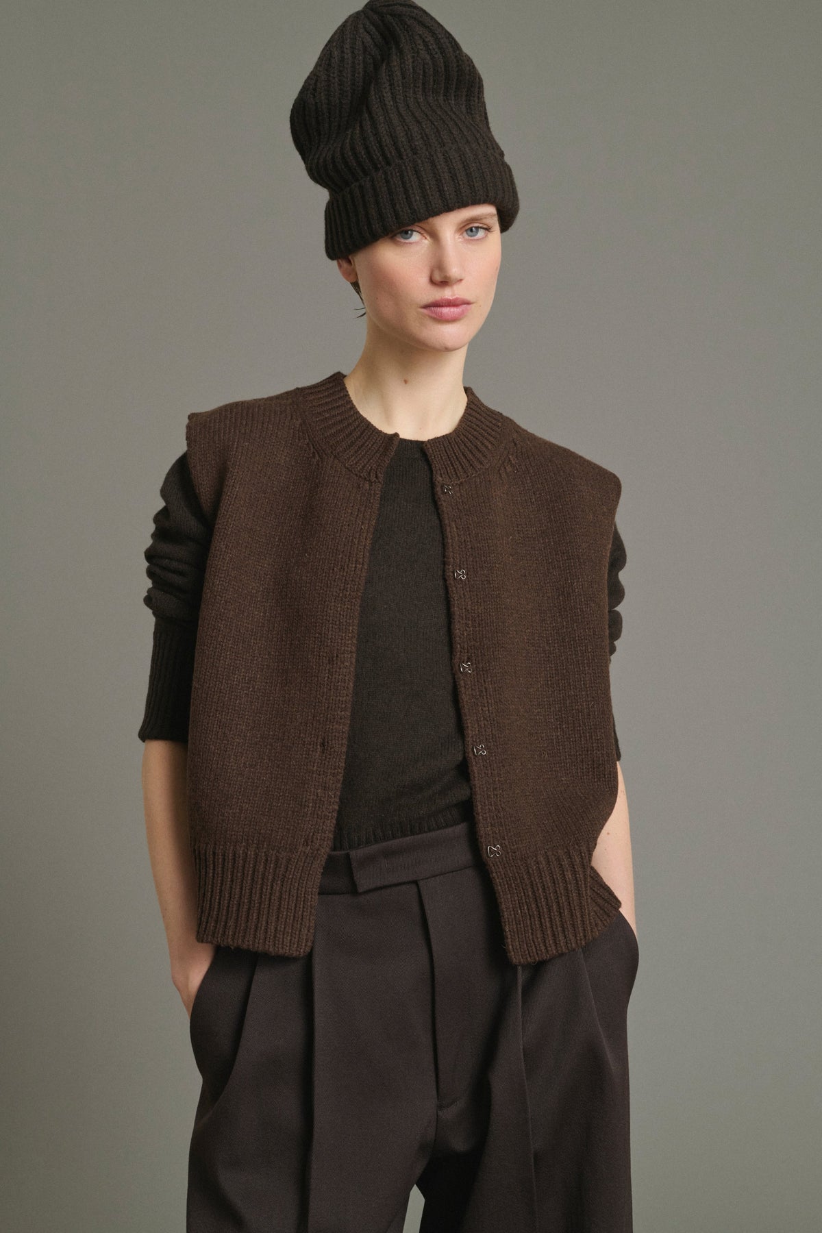 Gilet sans manches à fermeture crochets Kalyanee Sœur