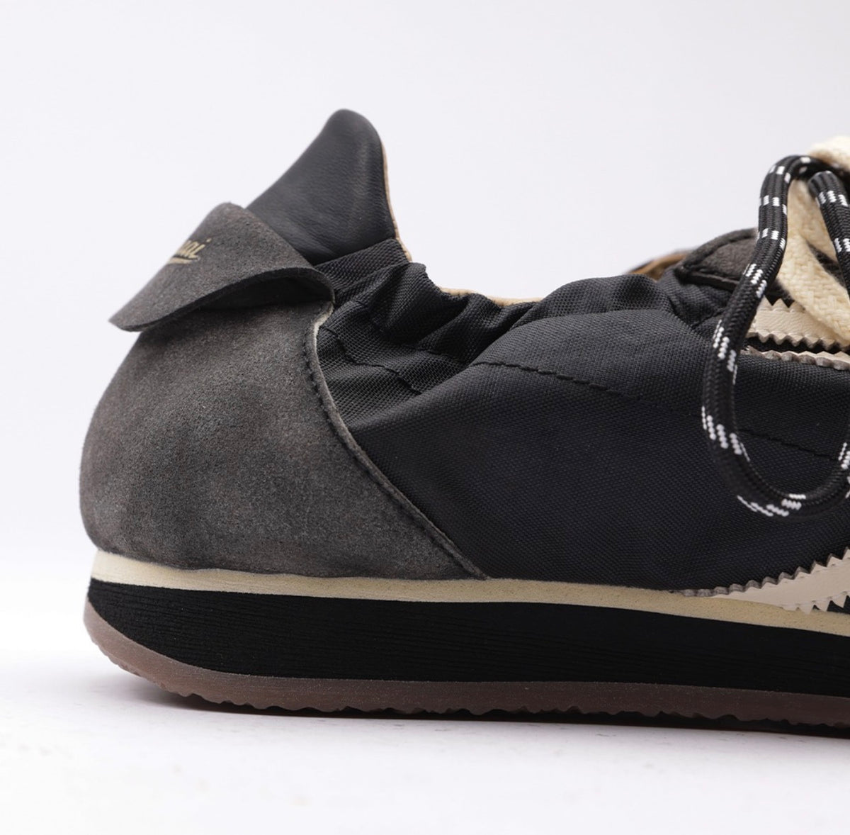 Baskets Vegan Puraai dirty black