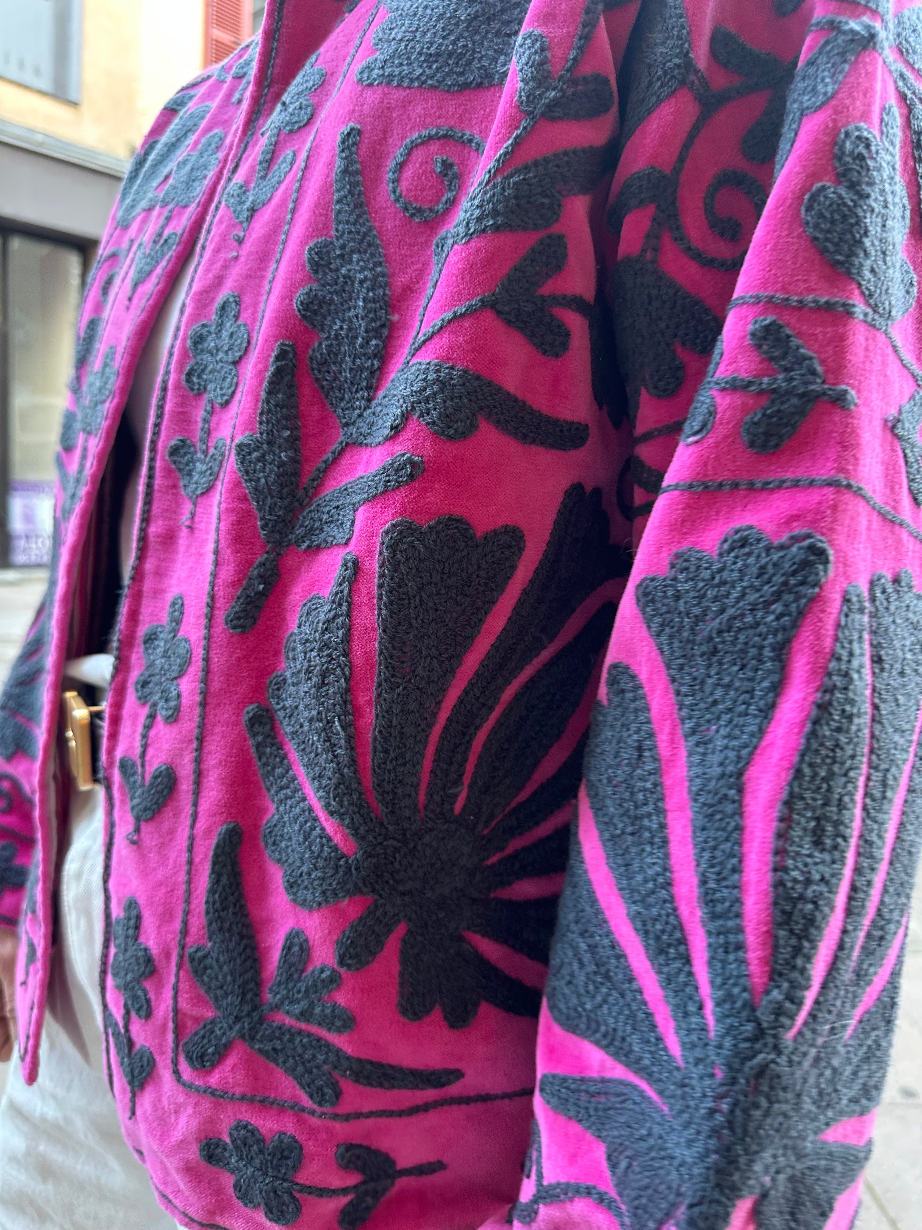 Veste velours brodée main