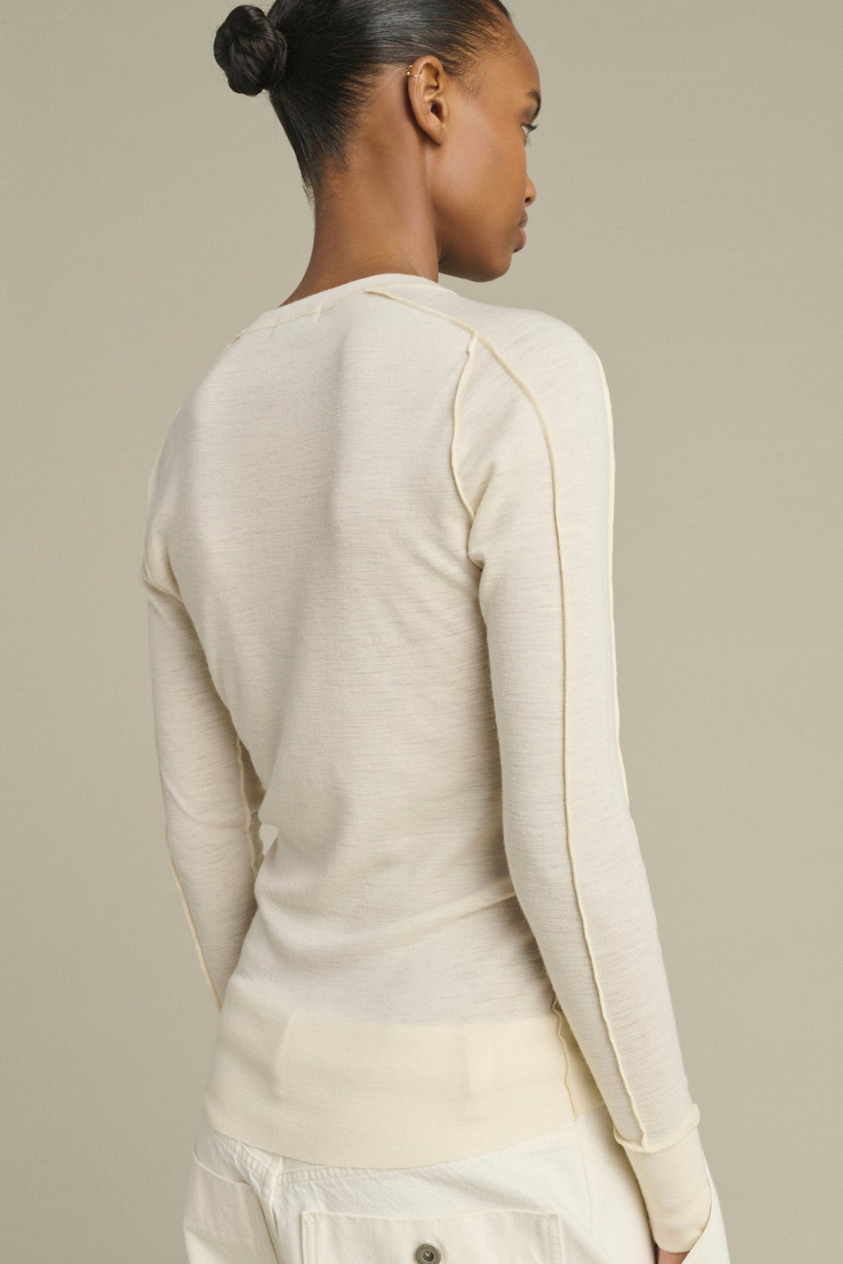 Teeshirt Henley en laine flammée avec coutures apparentes modèle Laos Sœur