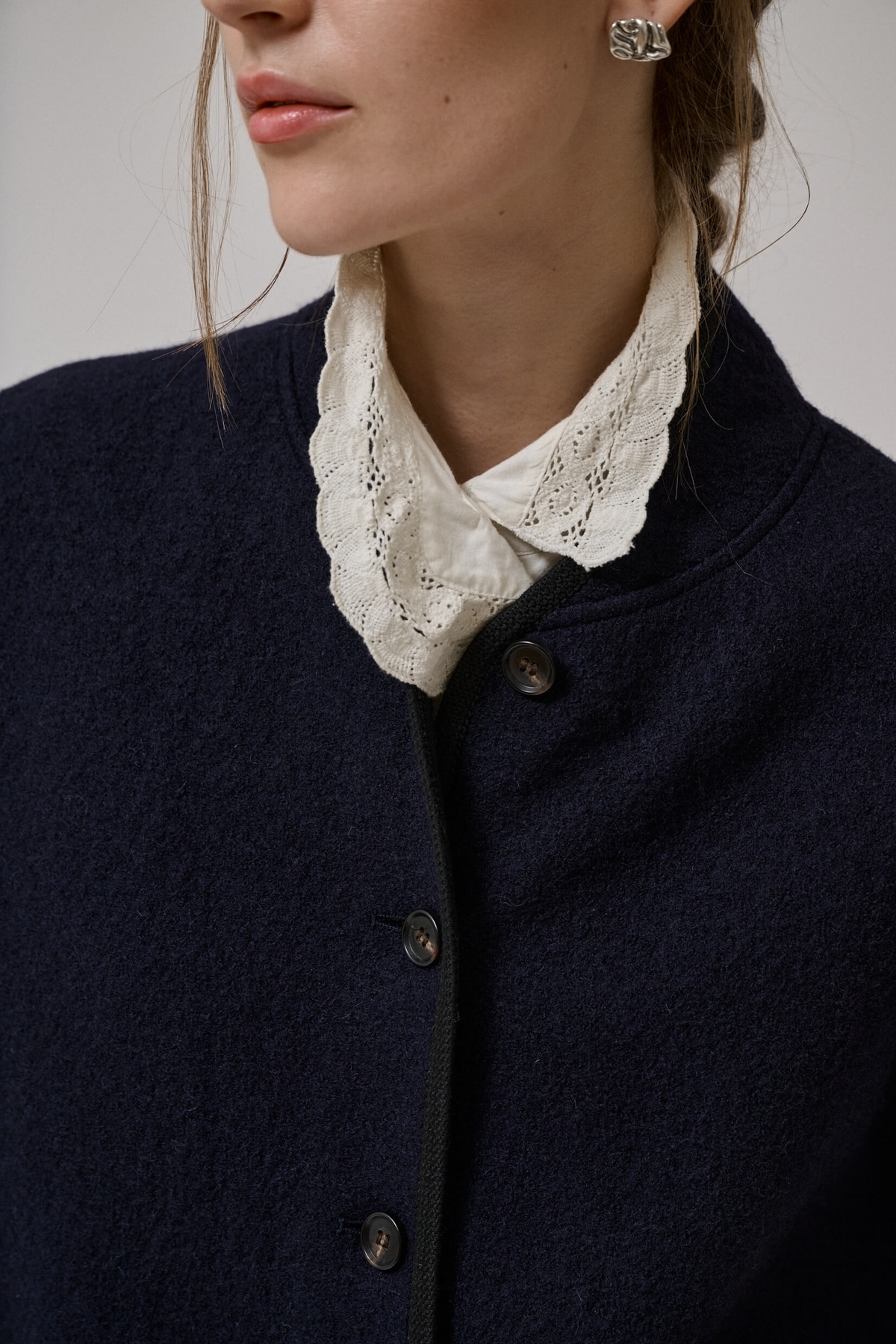 Veste en laine bouillie Hill navy Anne-Mi