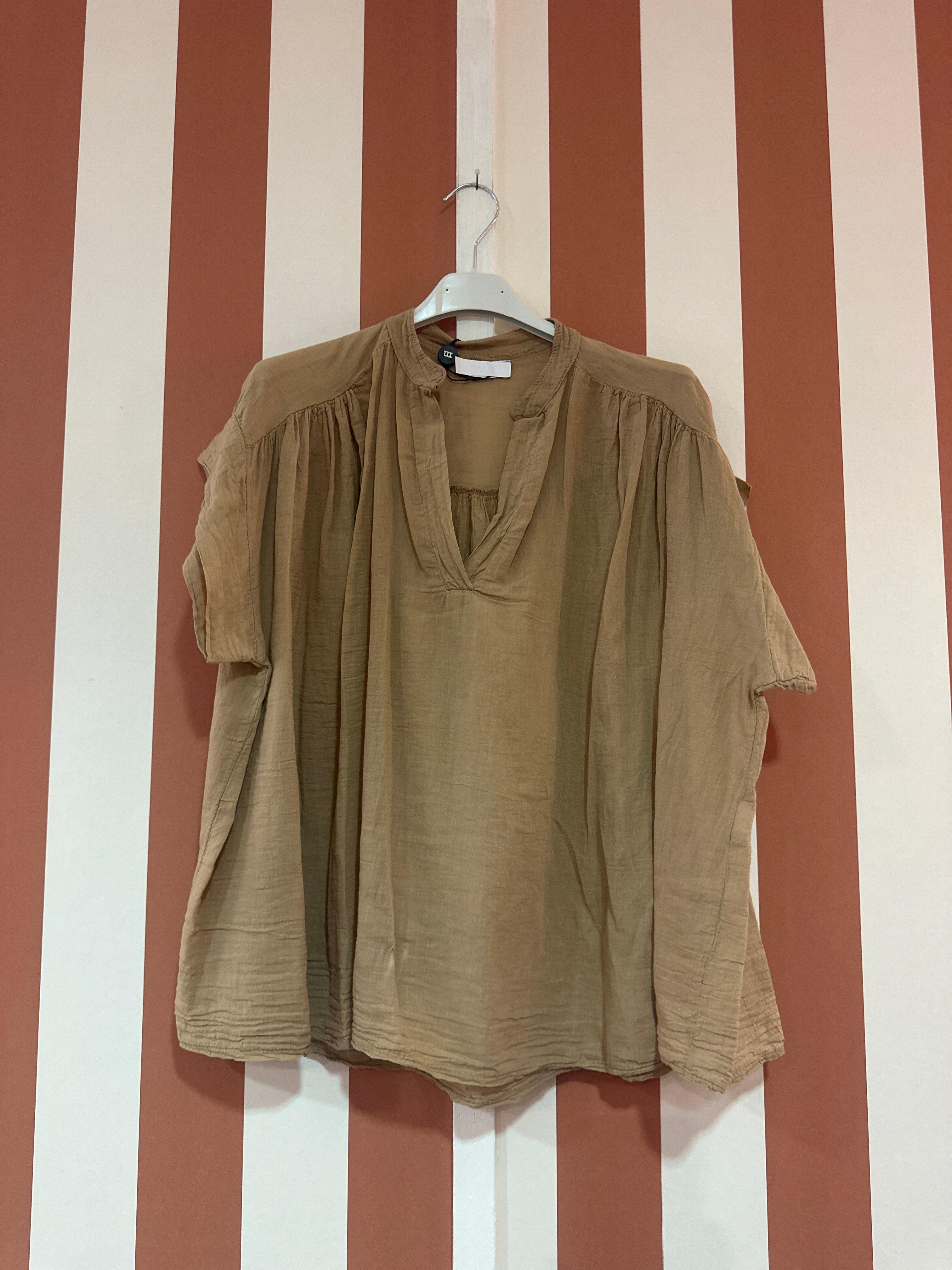 Chemise Marie en voile de coton beige