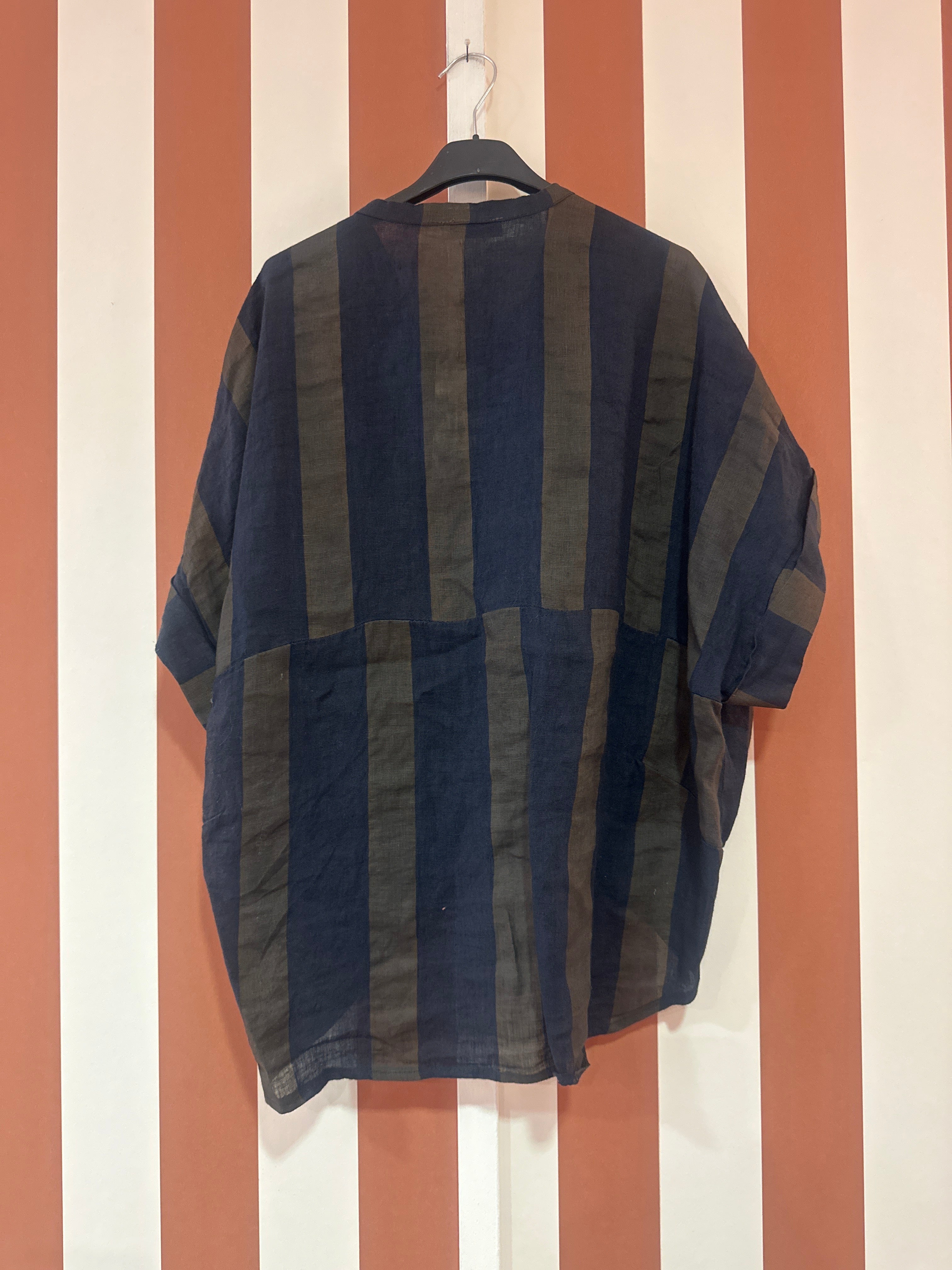 Chemise Sofia en lin rayé bleu nuit / kaki gris
