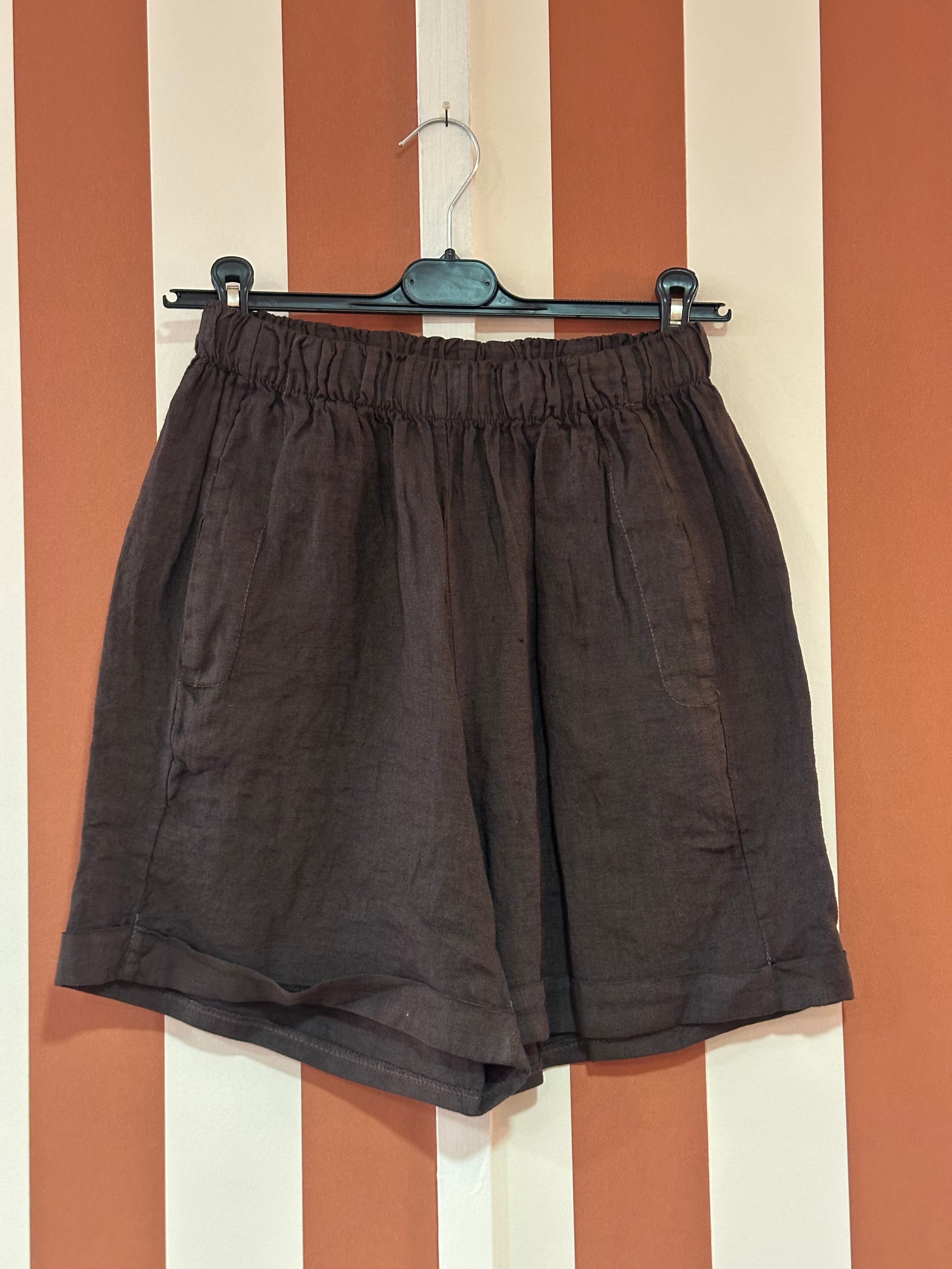 Bermudas Chiara en toile de lin moka