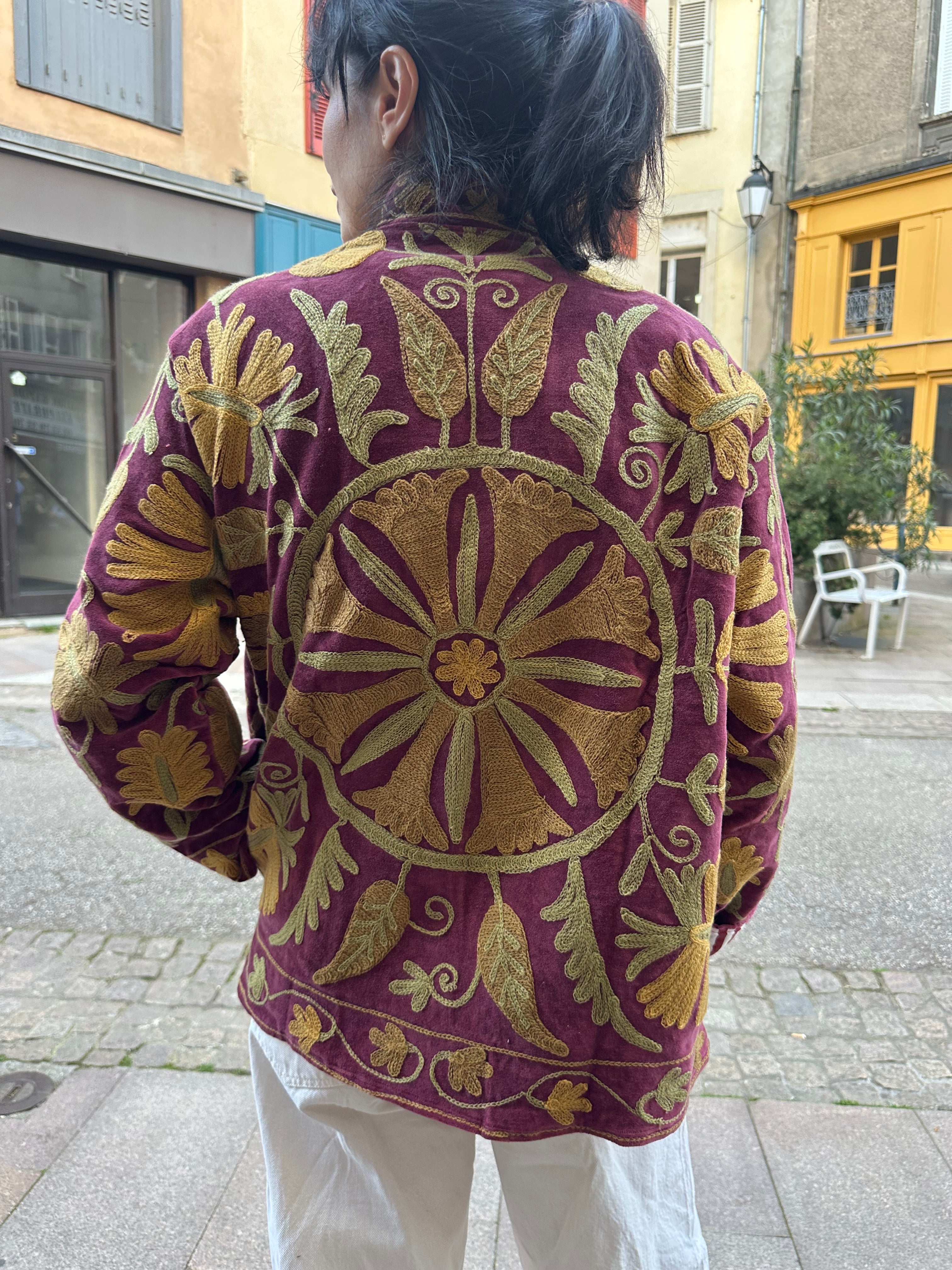 Veste velours brodée main
