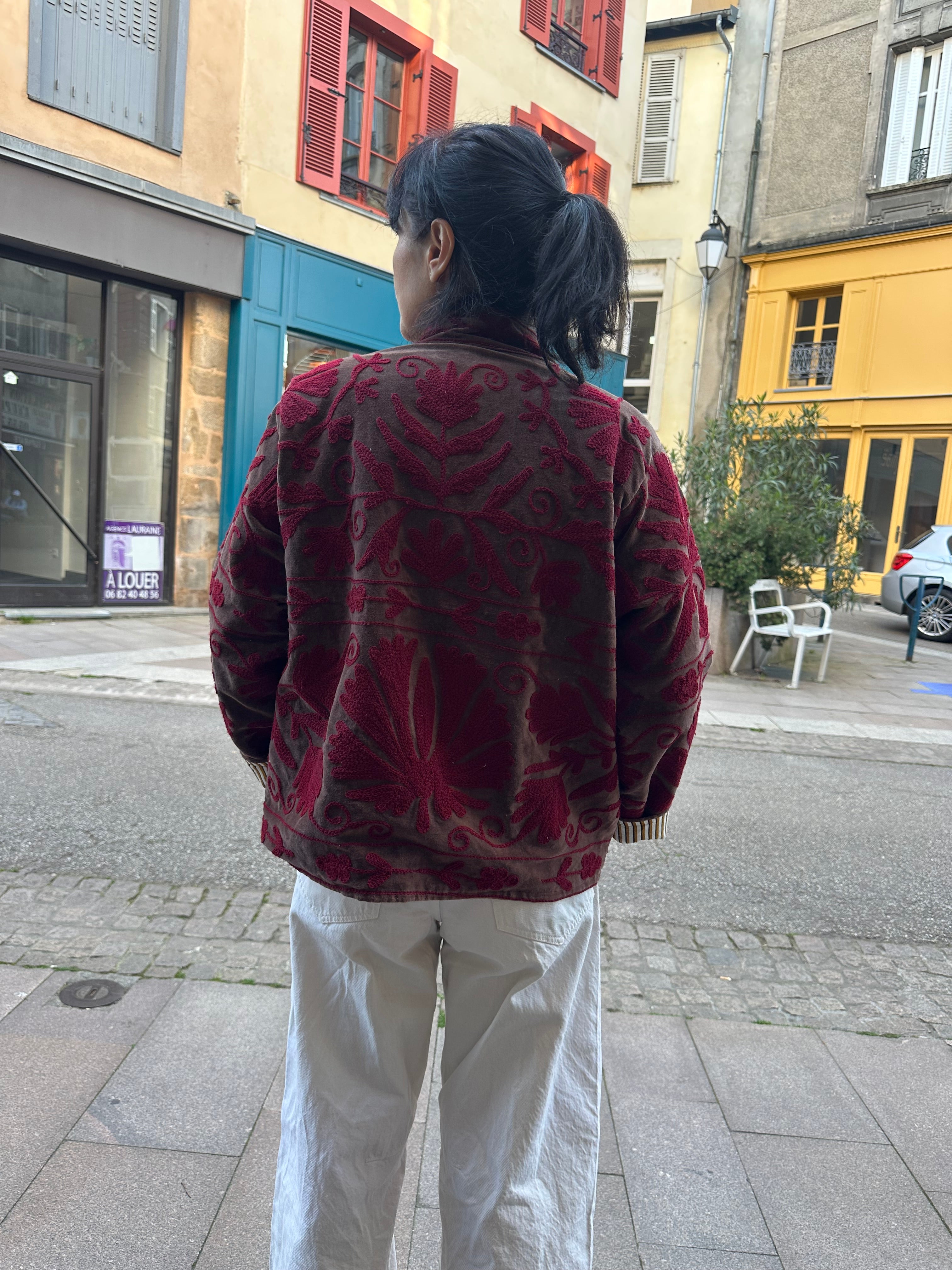 Veste velours brodée main