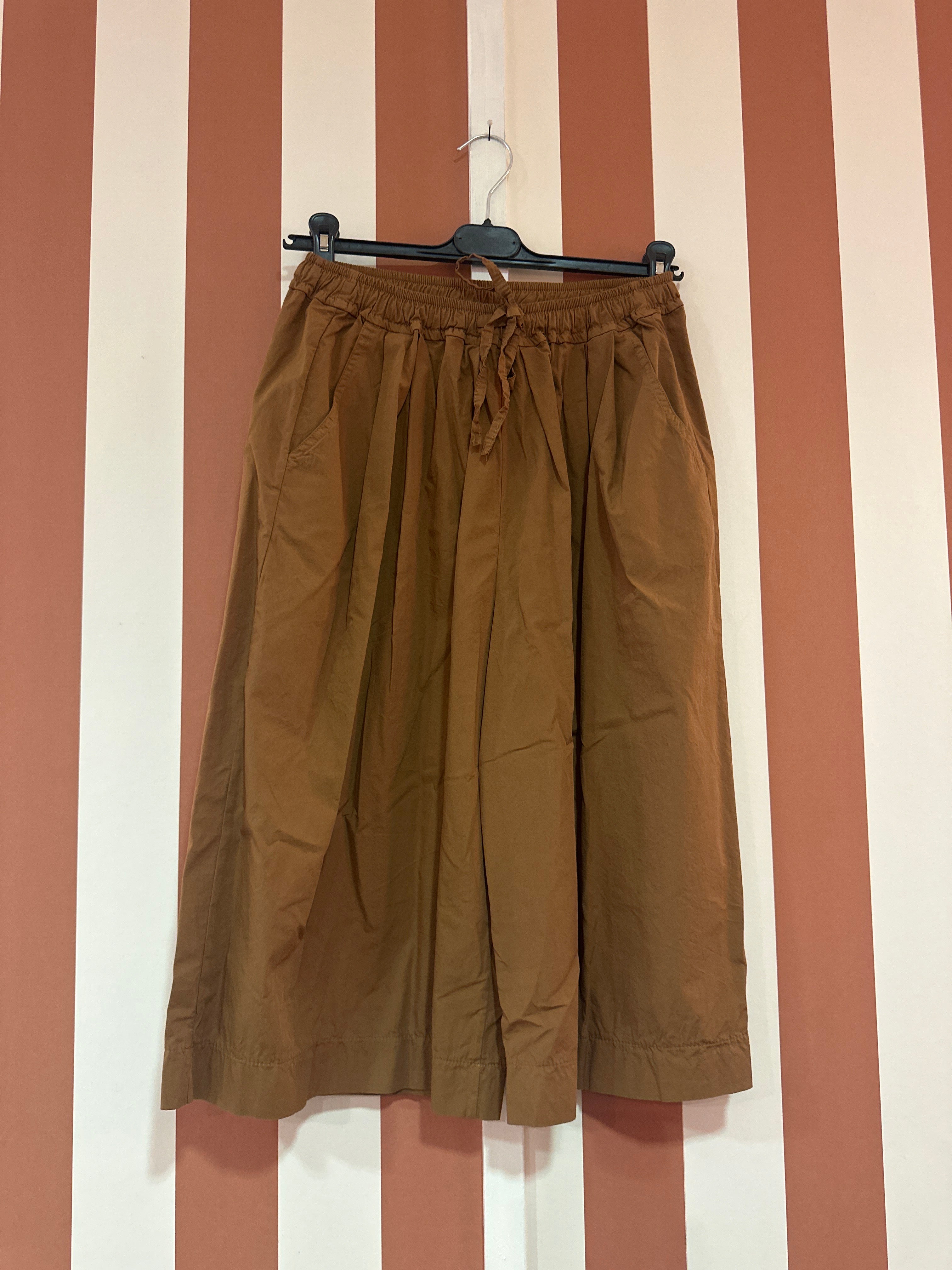 Bermudas Basile en toile de coton caramel
