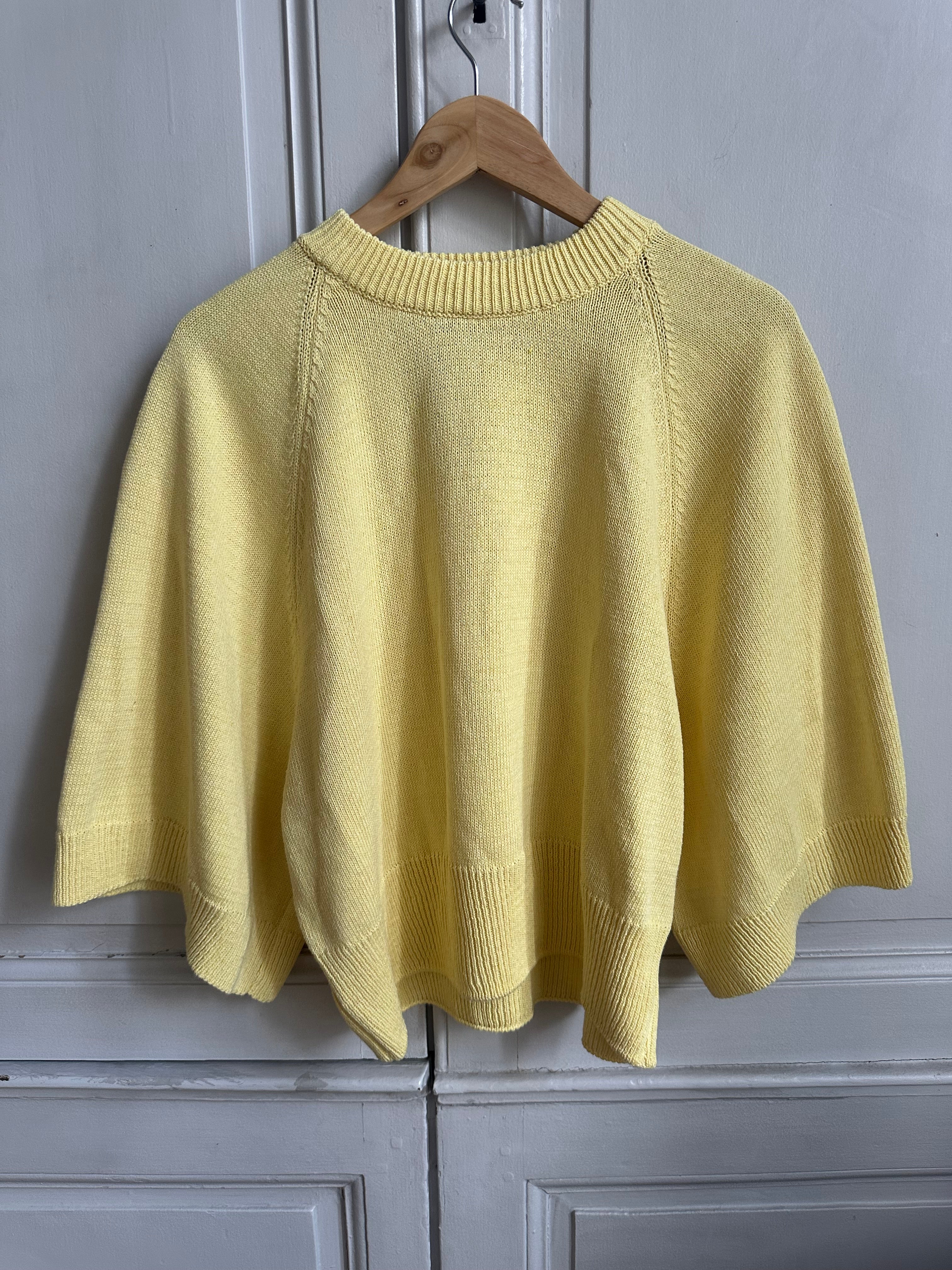 Pull japonisant en coton jaune paille
