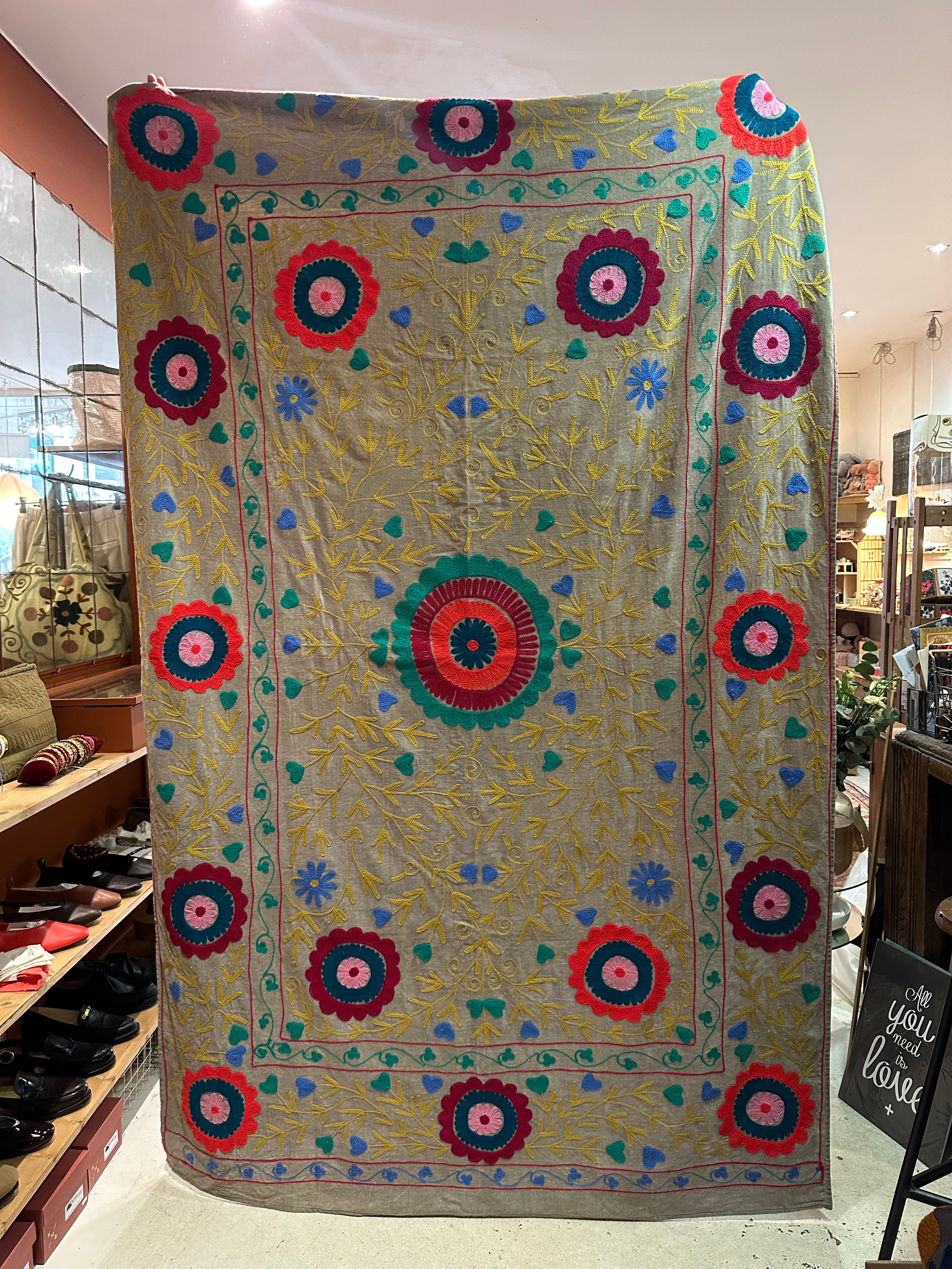 Grand plaid Suzani brodé main