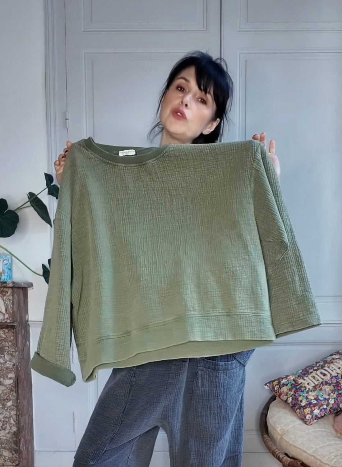 Sweatshirt Charly en coton gaufré vert mousse stone washed