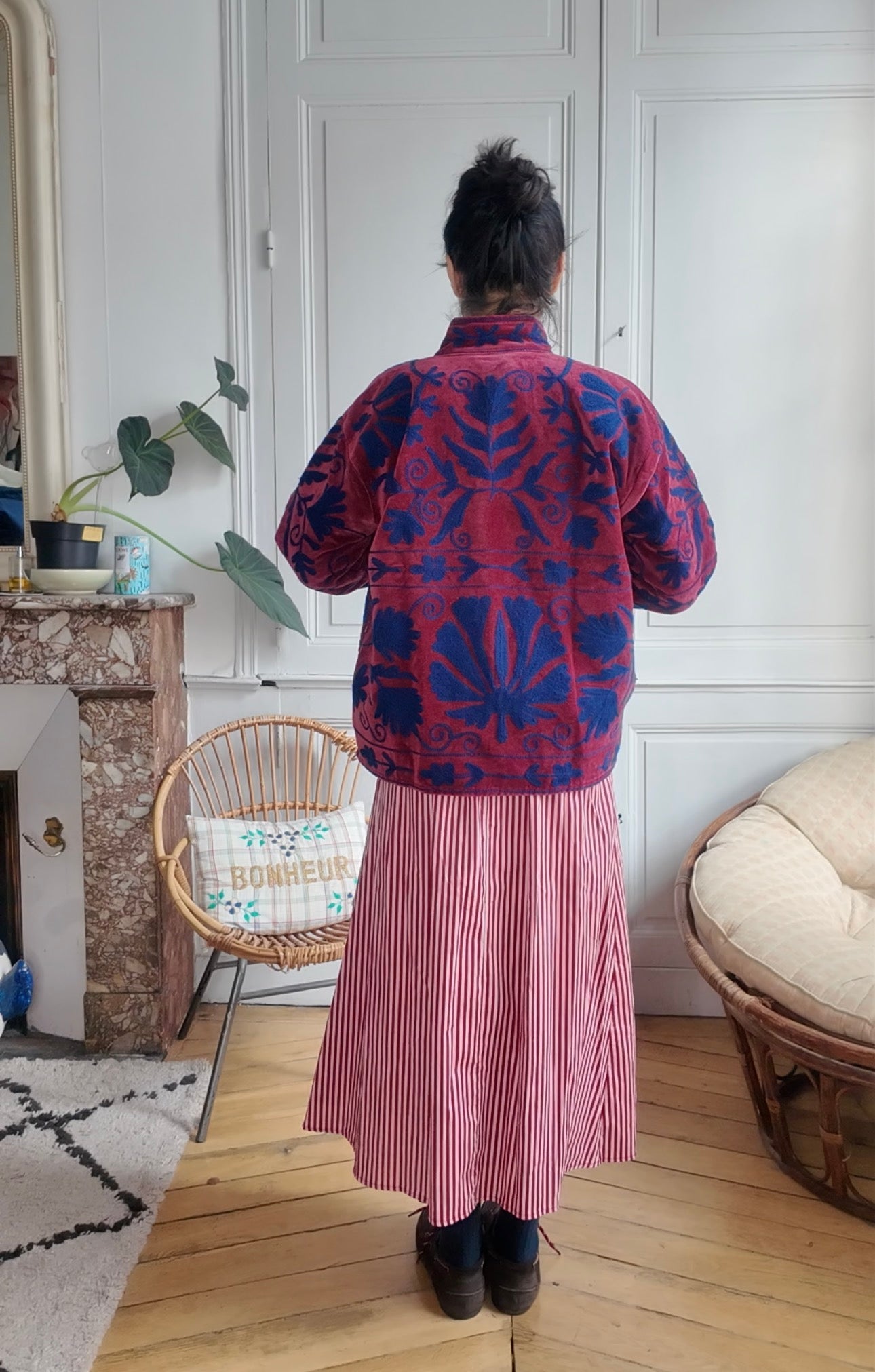 Veste velours brodée main