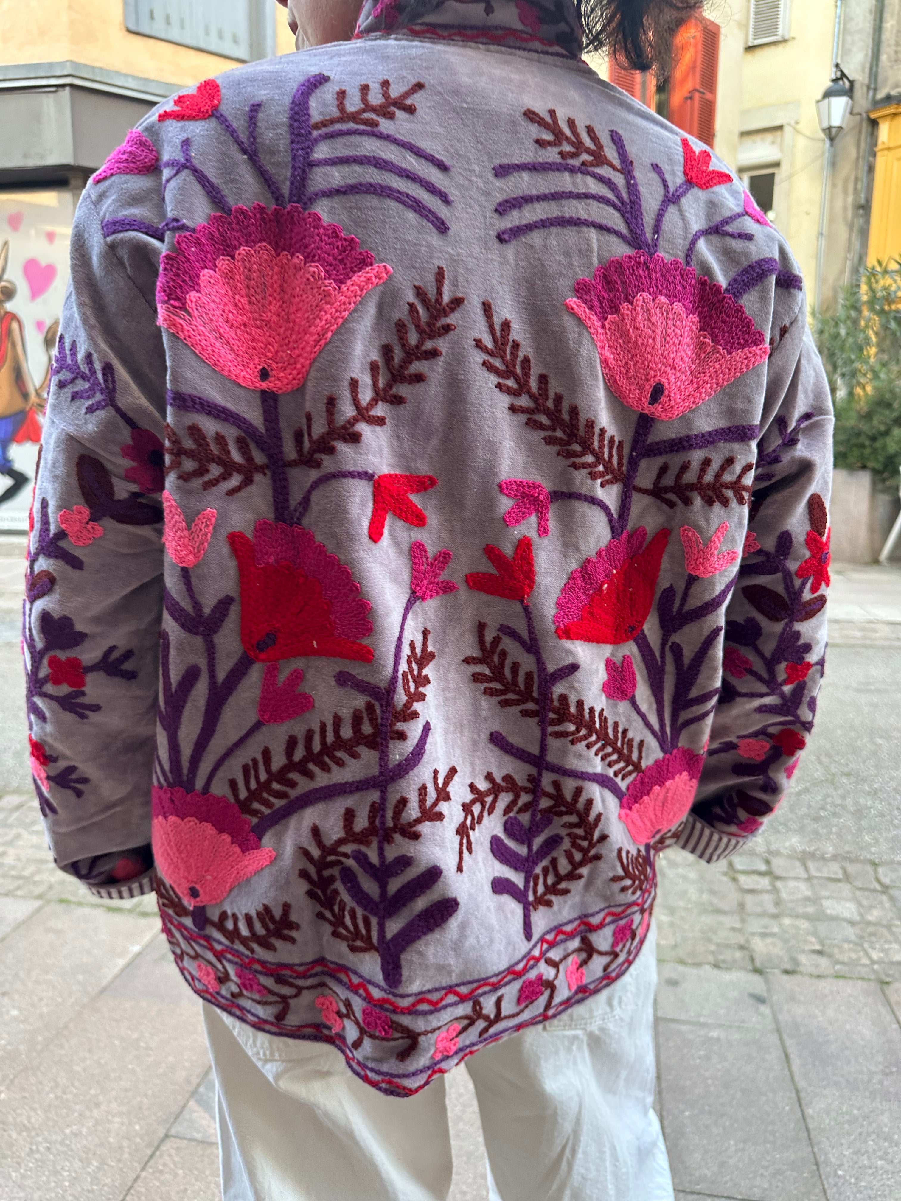 Veste velours brodée main