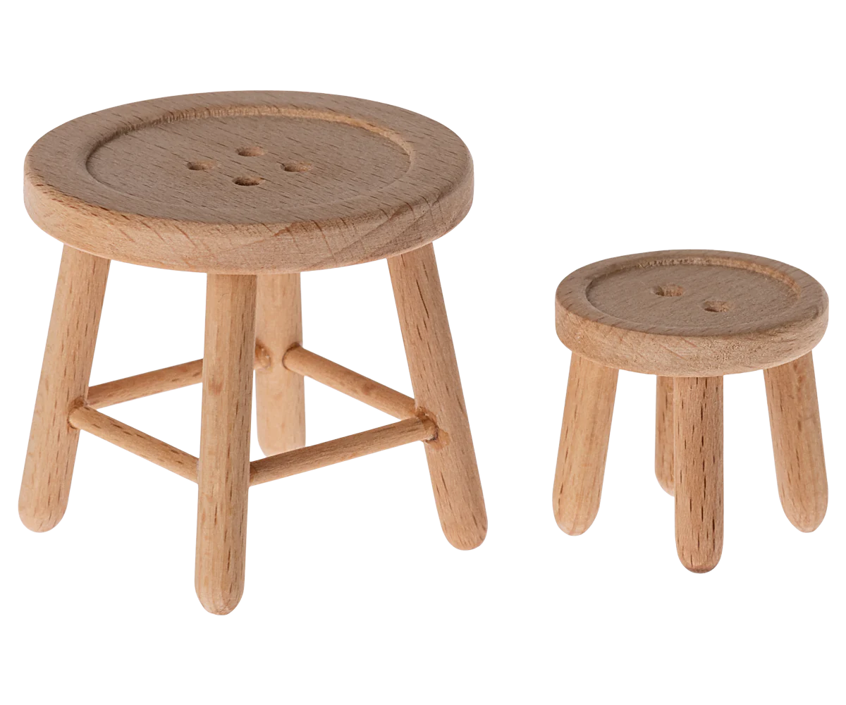 Ensemble table et tabouret Maileg