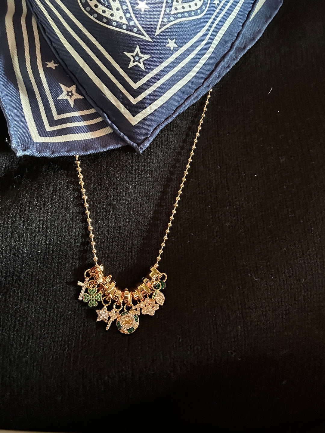 Connecteur pour charme bijoux