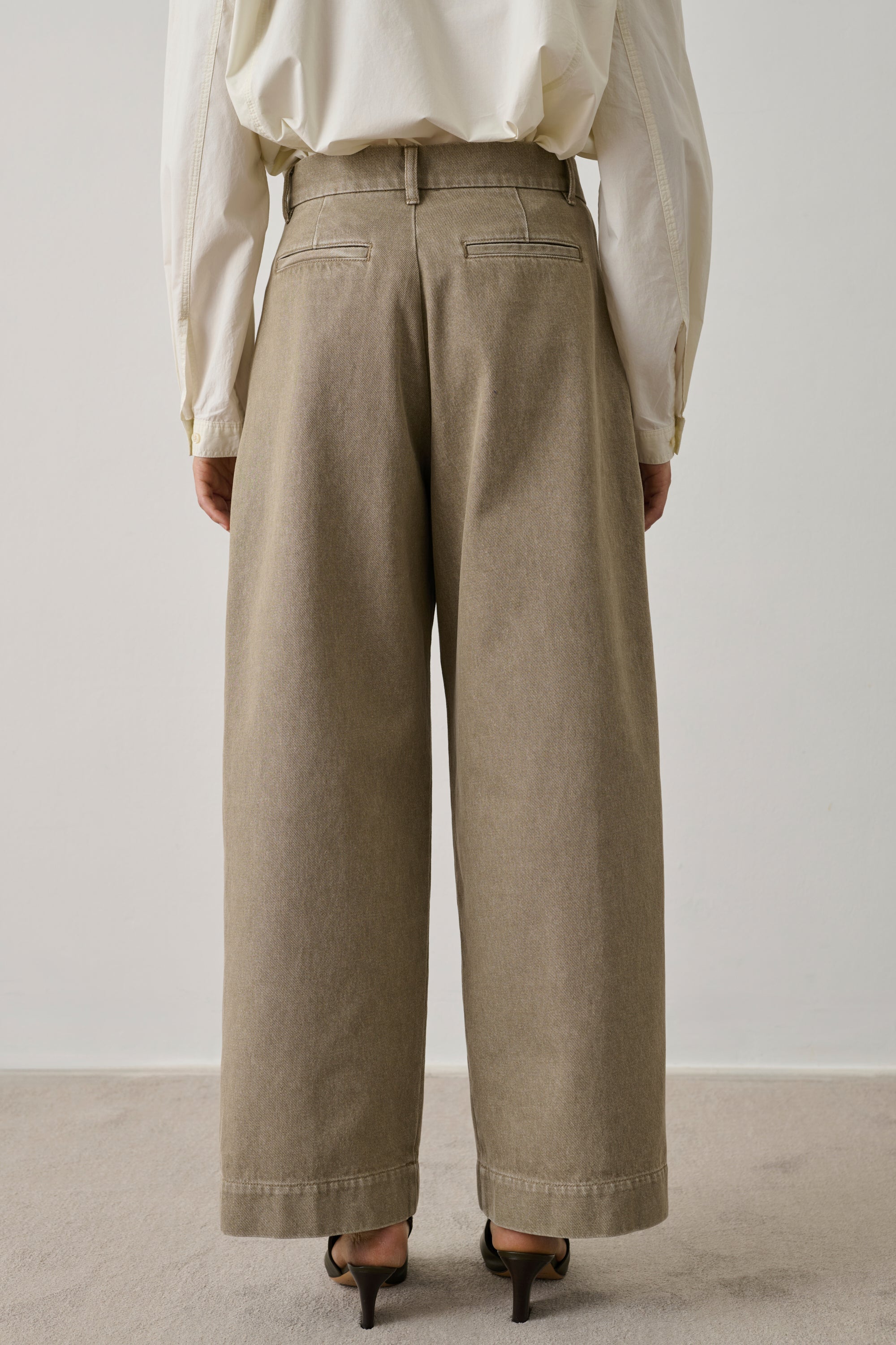Pantalon devy Sœur coupe à pince en coton toile denim