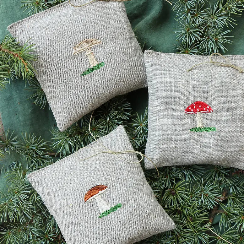 Coussin parfumé en lin à la lavande Amanite