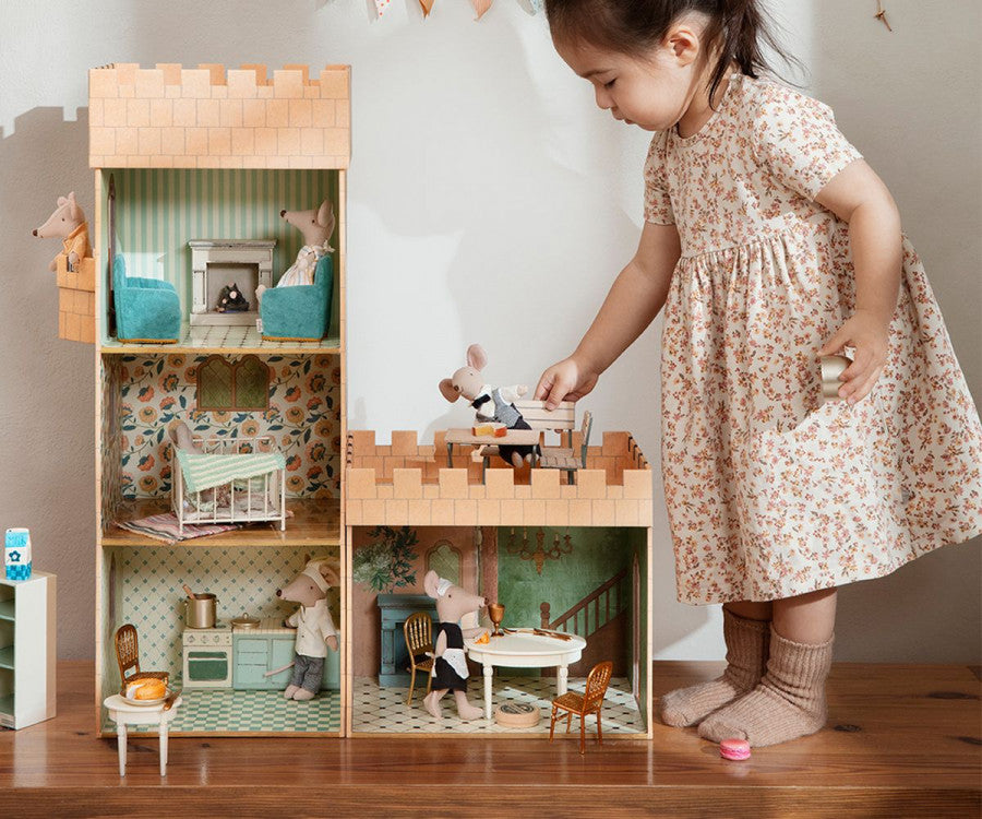 Set de jardin table et chaises en bois Maileg